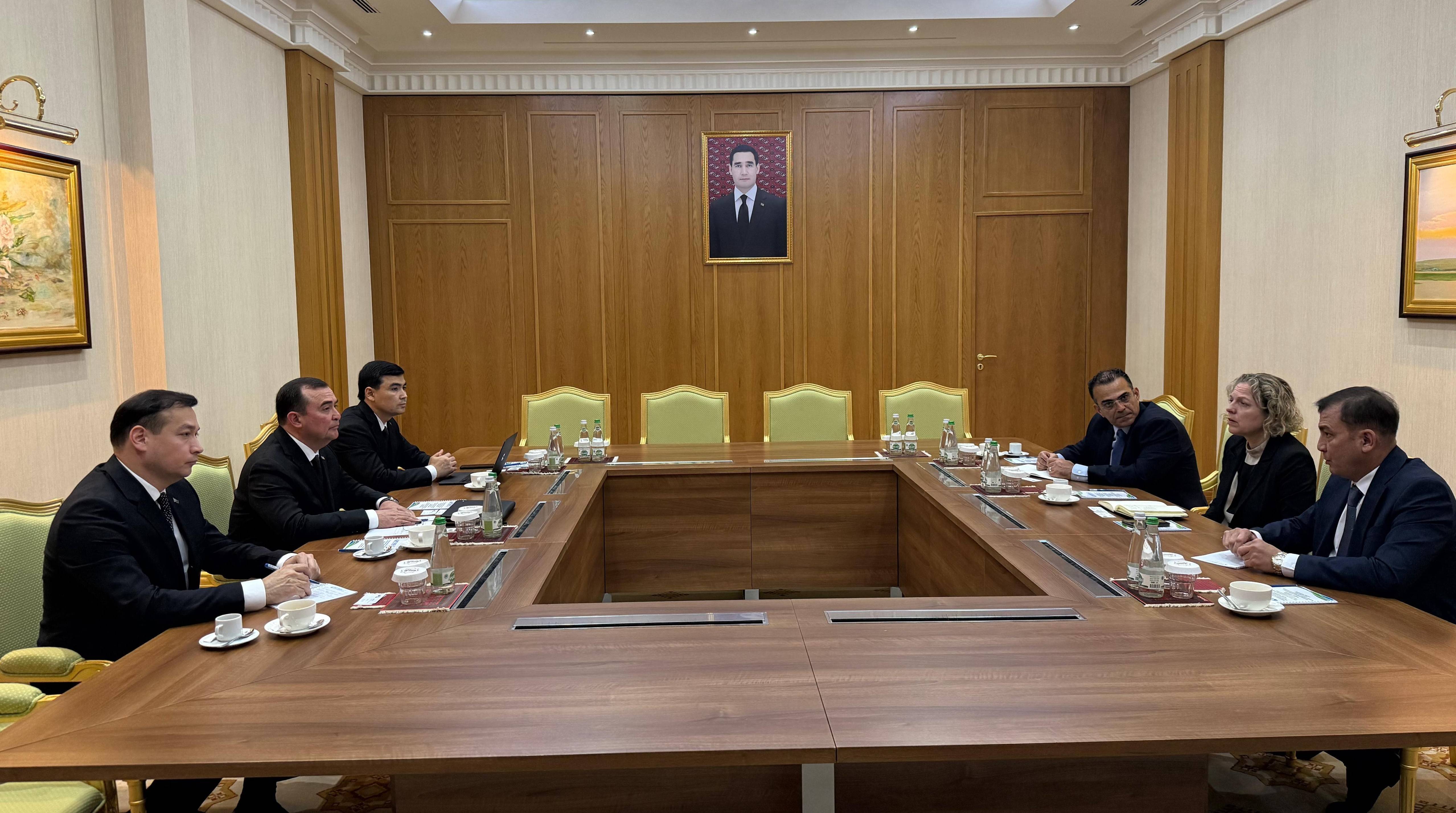 Türkmennebit Discusses Joint Project Implementation With Petronas