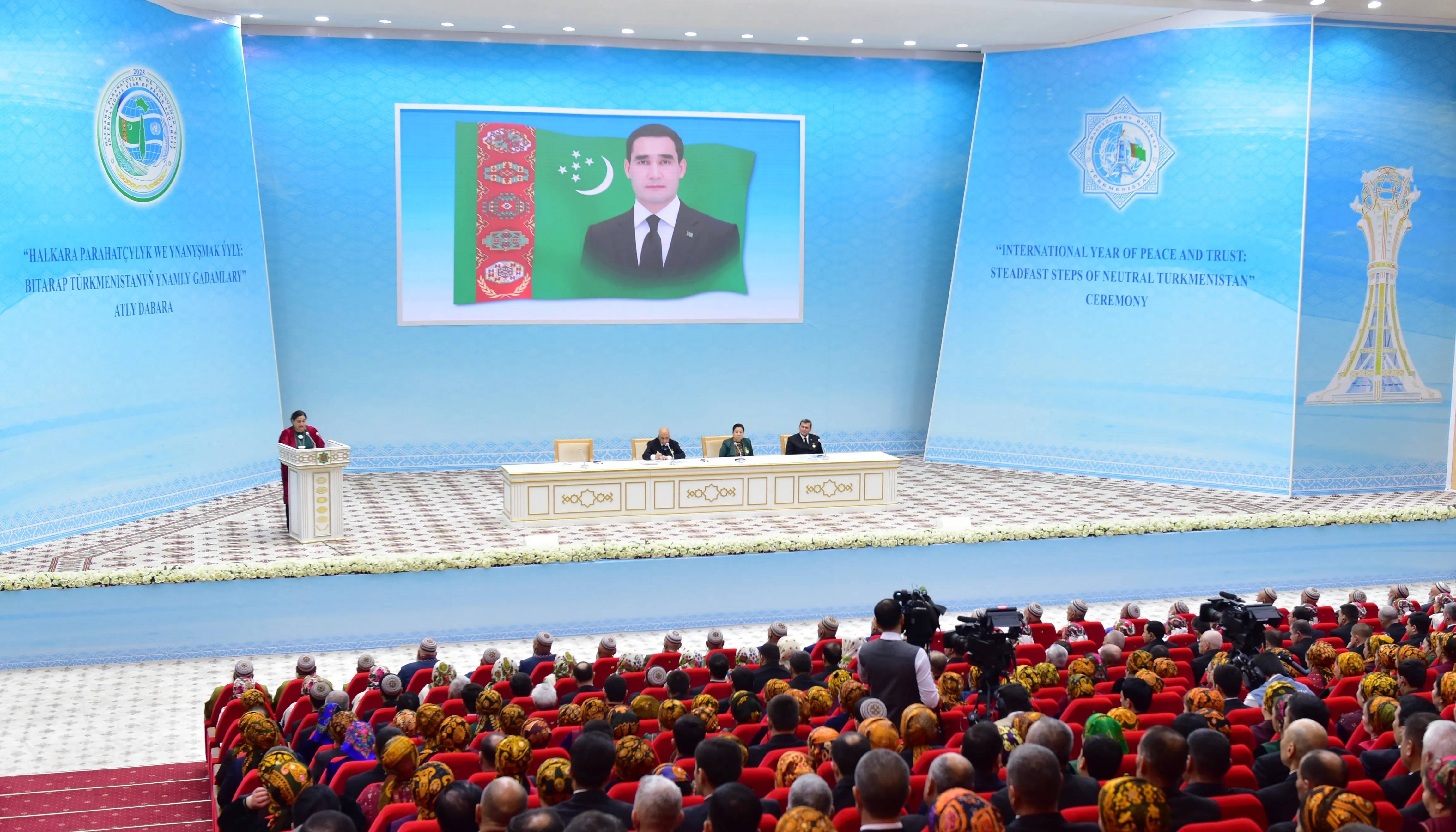 Parahatçylyk, Ynanyşmak we Bitaraplyk: Halkara derejesindäki özara düşünişmäge gönükdirilen ýol