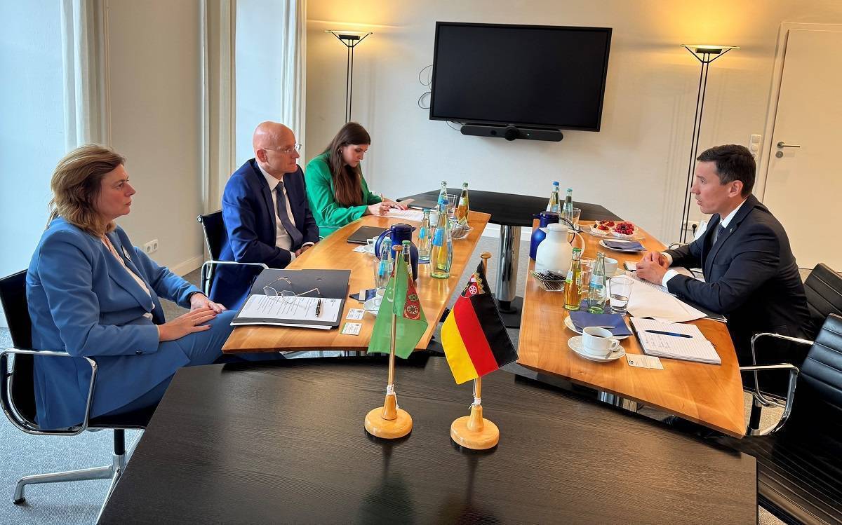 Turkmenistan and Germany’s Rhineland-Palatinate Strengthen Business Dialogue
