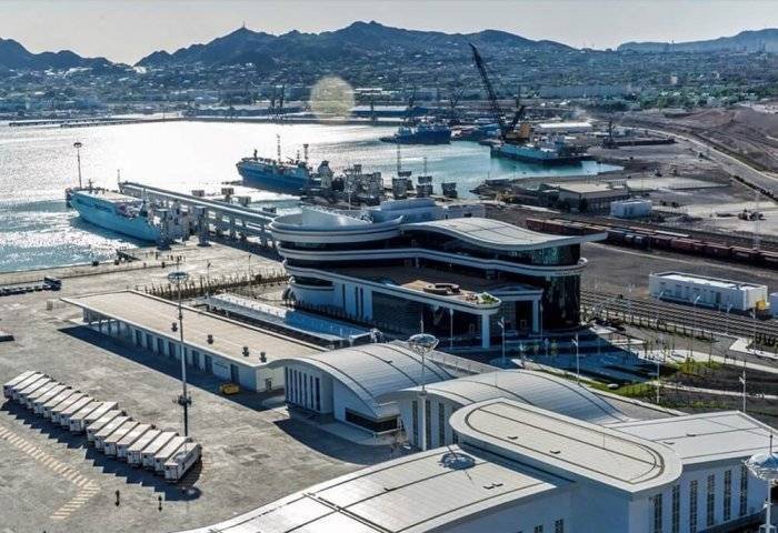 Türkmenistan Özbegistana sebitdäki üstaşyr geçelgeleri giňeltmekde tagallalary birleşdirmegi teklip etdi